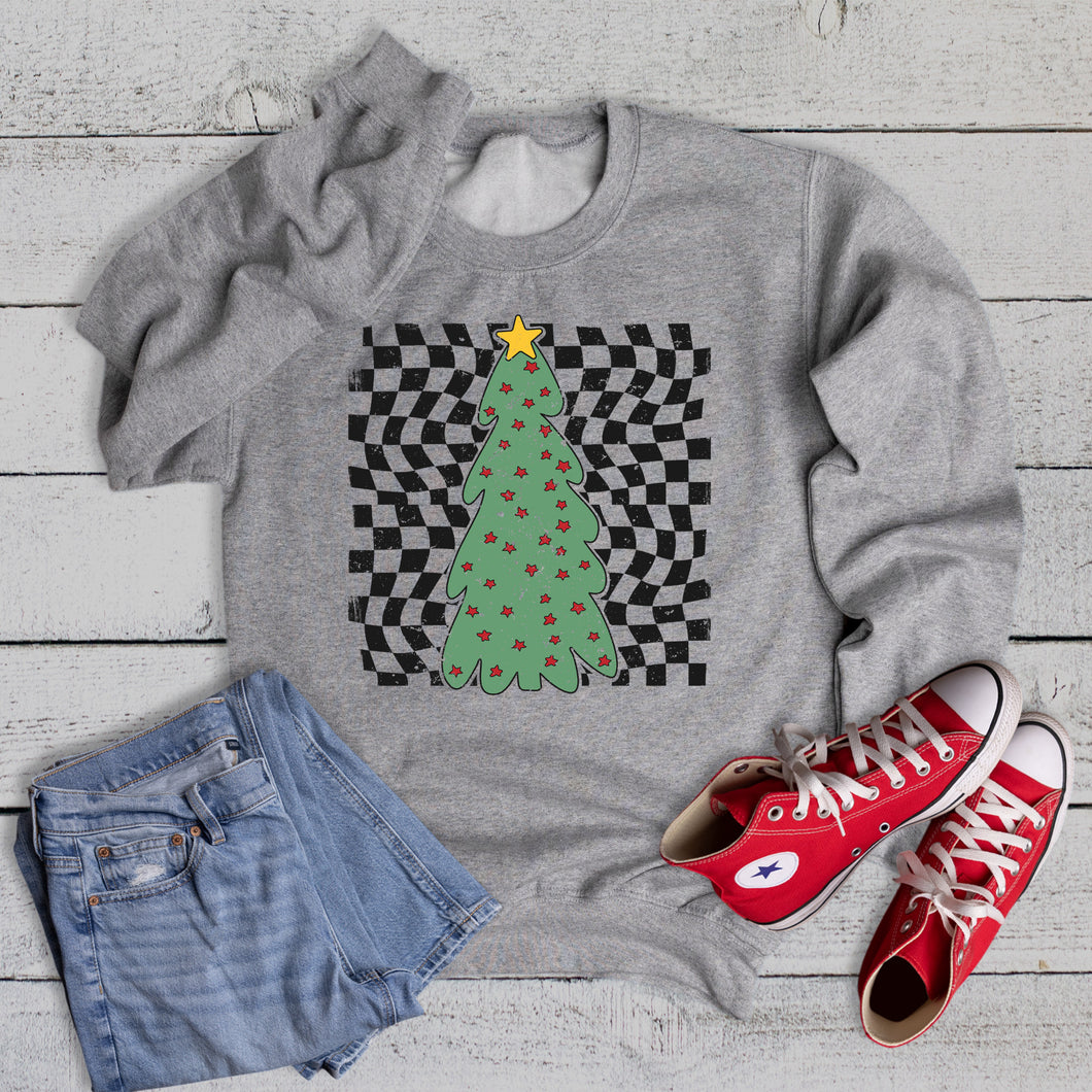Retro Checkered Christmas Tree Graphic Sweatshirt